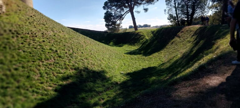 Le château de Benauge